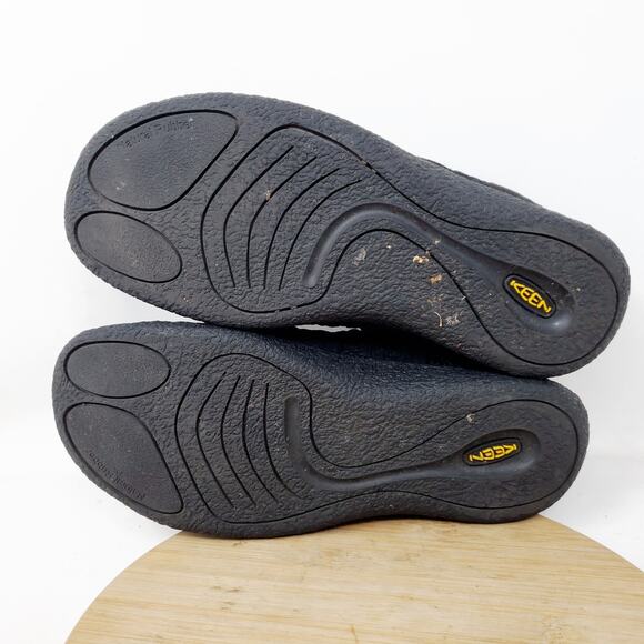KEEN Howser Shoes Womens 9 Black Quilted Wrap Sneaker Comfort Slip On Mocassin - Picture 11 of 13